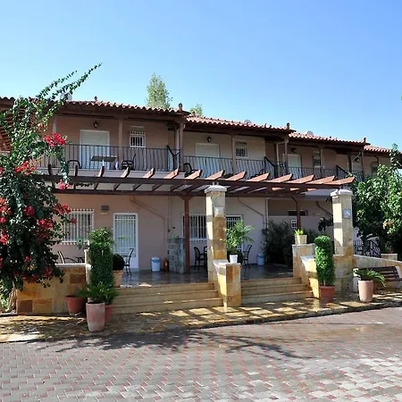 アパート Angelos κandia